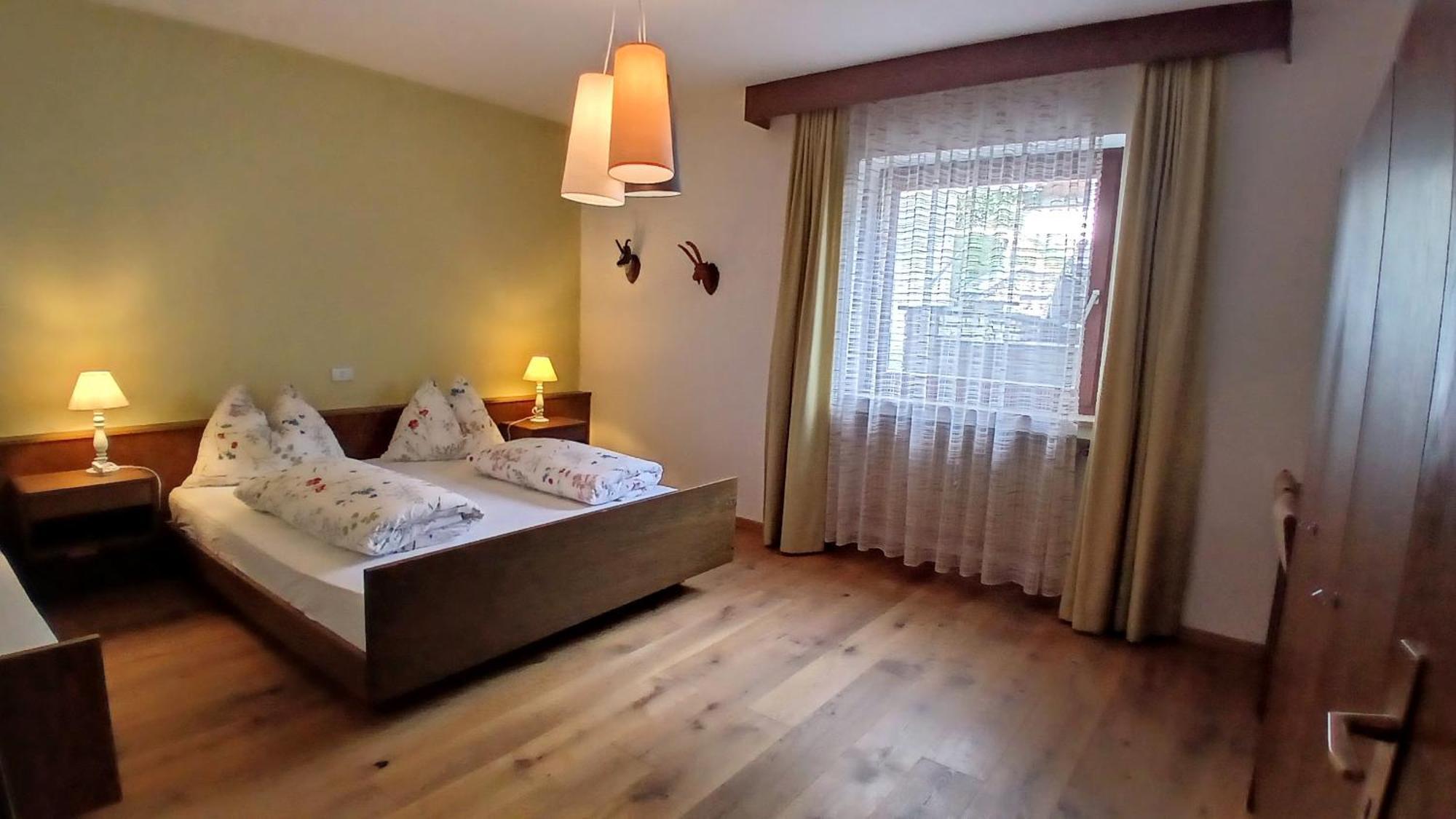 Apartment Lazzeri Dobbiaco Esterno foto